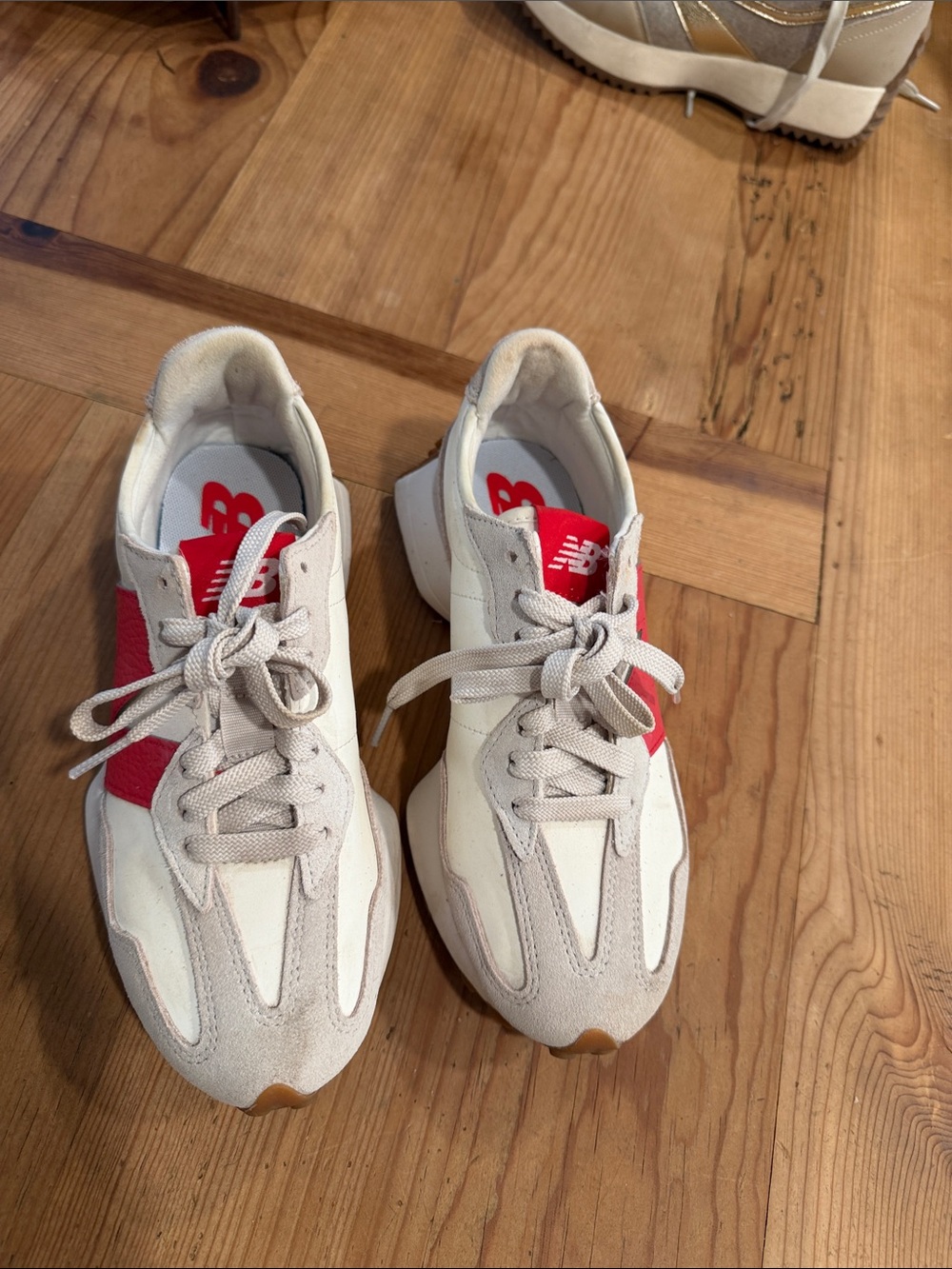 NWOT New Balance Kids Cream and Red Retro Runner Sneakers